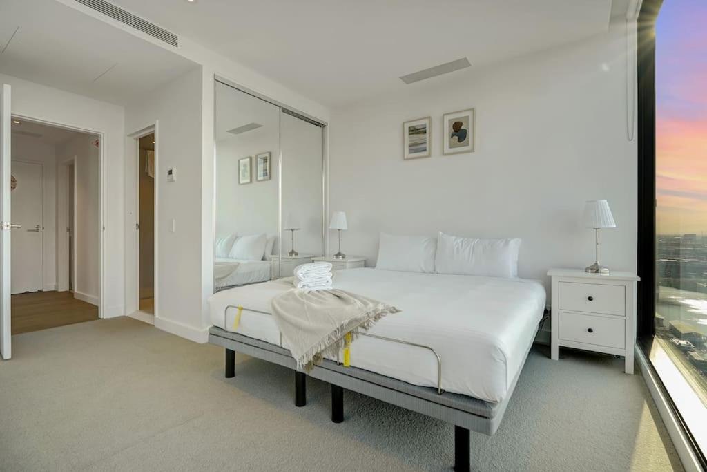 Wake Up In Front Of Water Bay Beckons- 2B2B1C Apartment Melbourne Exterior foto