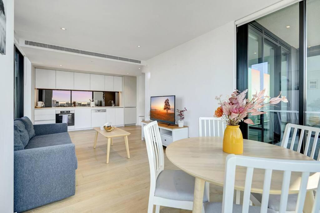 Wake Up In Front Of Water Bay Beckons- 2B2B1C Apartment Melbourne Exterior foto